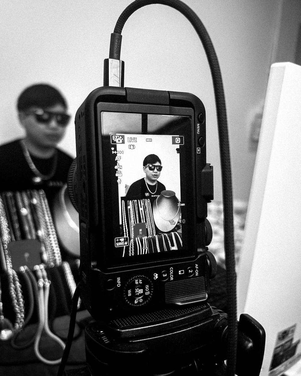 Live set — jewellery